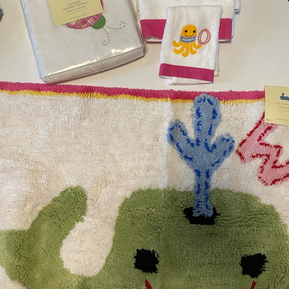 NWT Pottery Barn Kids bath accessories